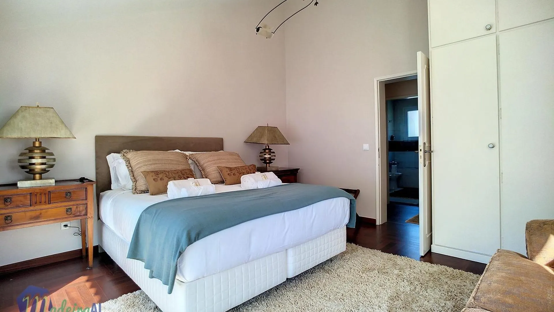 Pearls Beach Villa Porto Moniz 0*,  Portugal